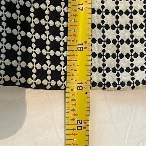 Banana Republic Black White Pencil Skirt Size 2P - Picture 12 of 12